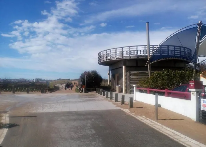 Sg040-039 2 Pieces 3 Couchages Gilles Croix De Vie